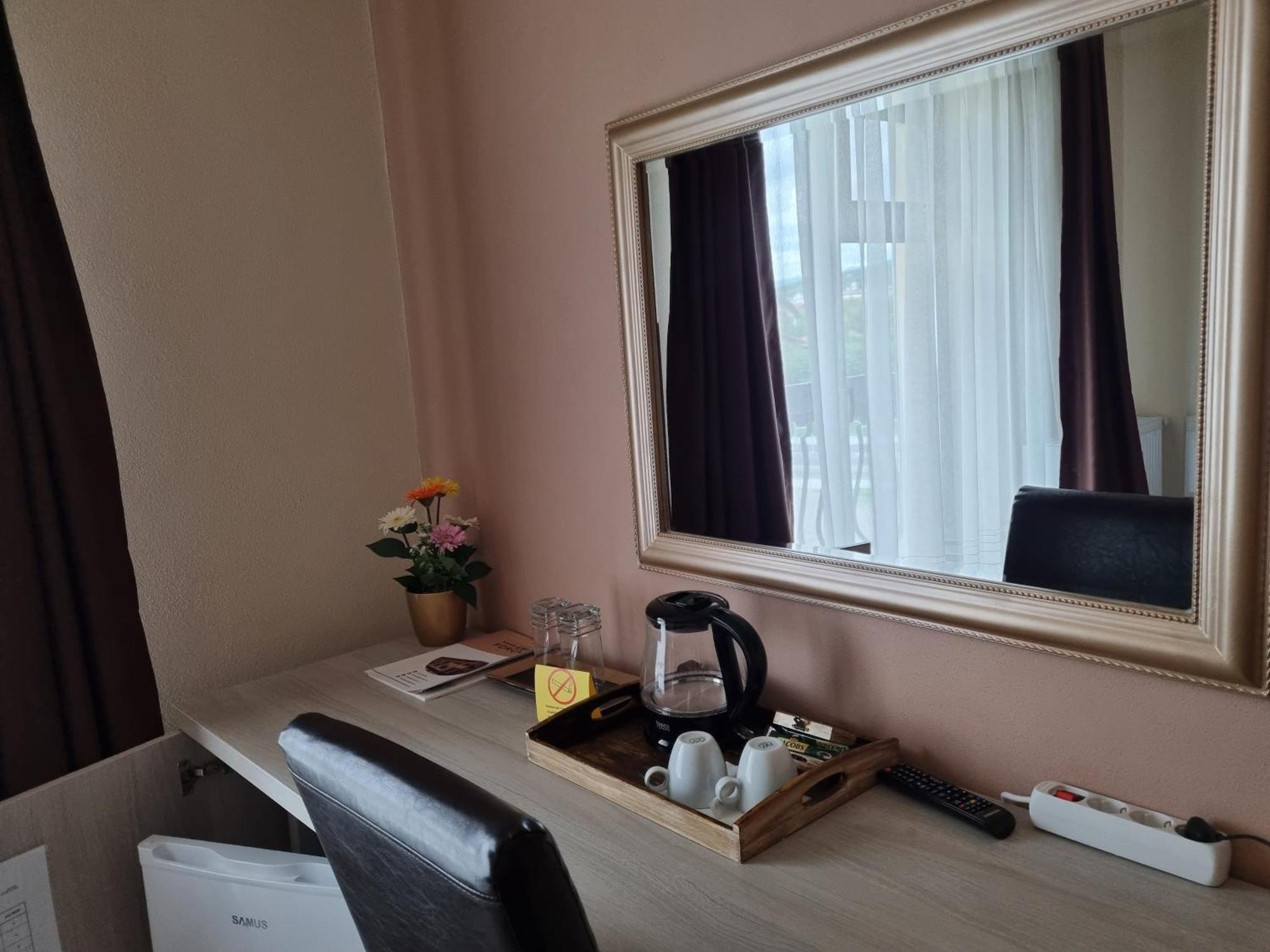Alba Forum Gyulafehérvár Szoba fotó