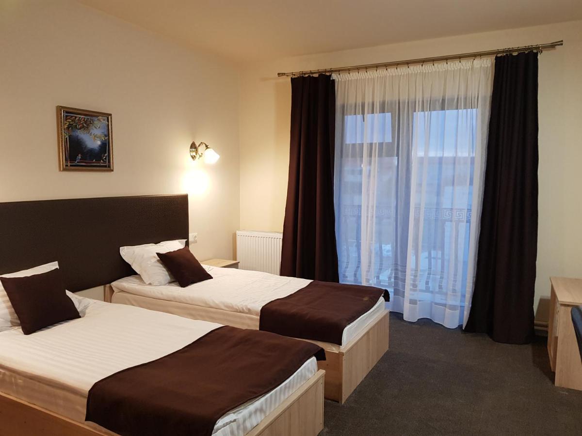Alba Forum Gyulafehérvár Kültér fotó